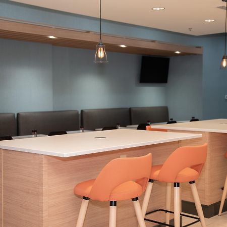Holiday Inn & Suites - Fayetteville W-Fort Bragg Area By Ihg Εξωτερικό φωτογραφία